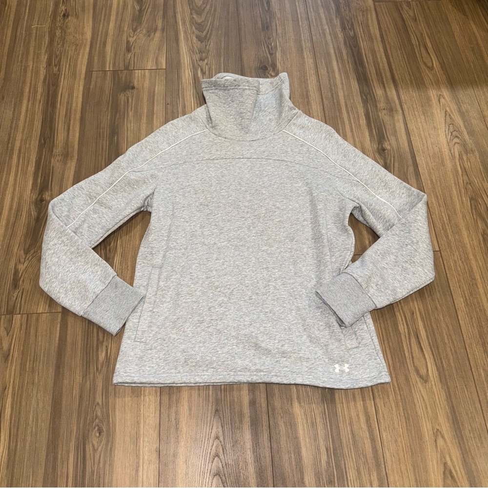 Under Armour Sweatshirt